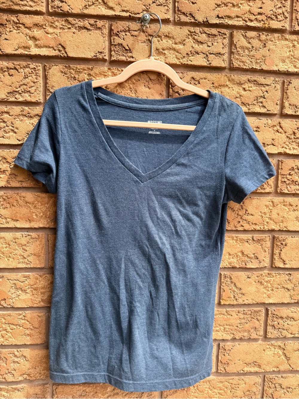10/$25 • Mossimo Supply Co. Women’s Classic Heather Navy V-Neck Tee